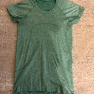 Women's Green Athletic Top Lululemon